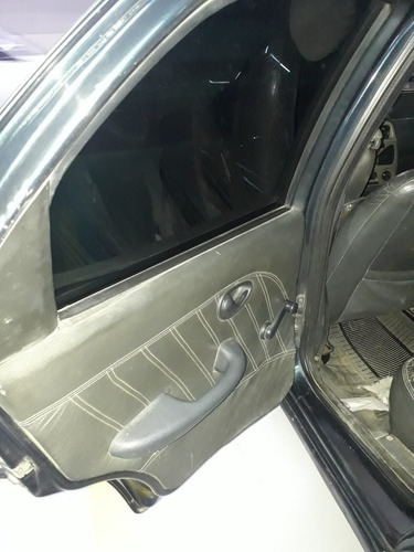 Imagem 6 de 15 de Fiat Palio Weekend 2002 1.0 16v Elx 5p