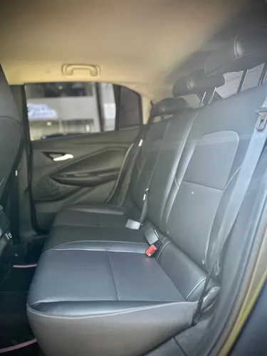 Chevrolet Onix 1.0T Premier Hatch At