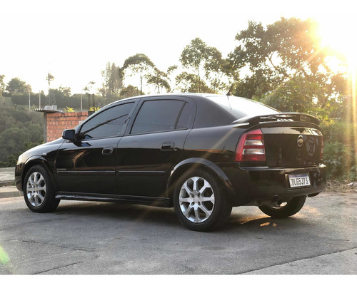 Imagem 6 de 8 de Chevrolet Astra 2006 2.0 Elegance Flex Power 5p