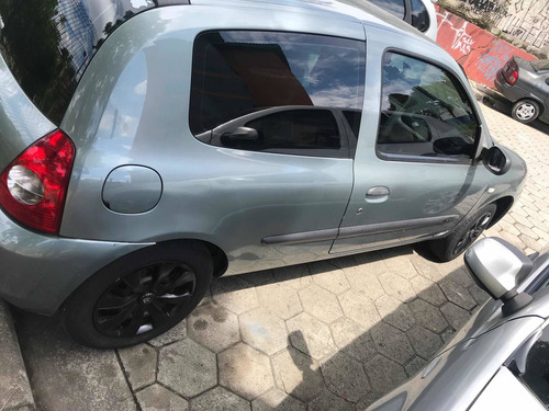 Imagem 5 de 15 de Renault Clio 2009 1.0 16v Campus Hi-flex 3p