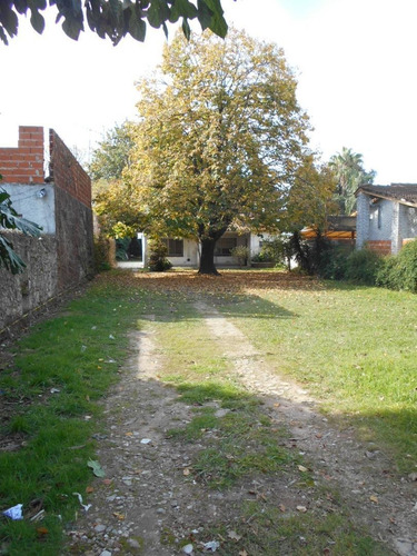 Imagen 2 de 11 de Lote De Terreno Con Vivienda A Remodelar