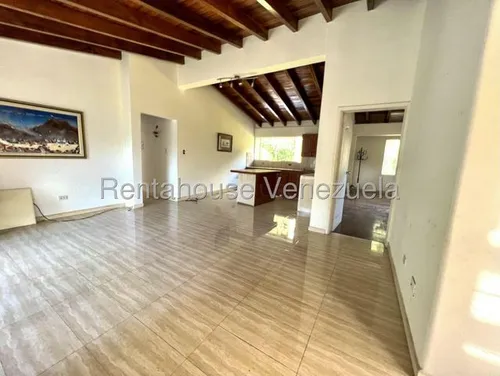 Casas En Venta Mls #25-19468