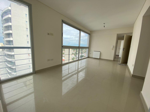 Imagen 4 de 16 de Venta Semipiso 3 Ambientes Centro Banfield