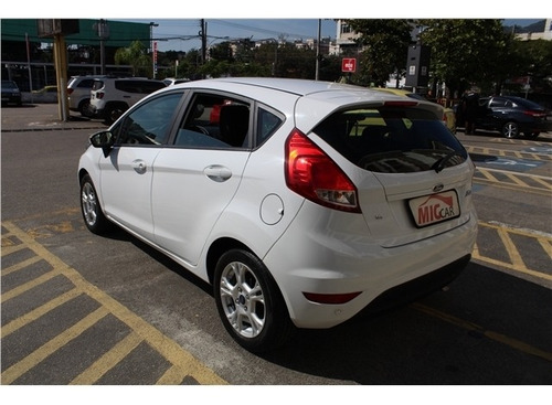 Imagem 6 de 10 de Ford Fiesta 1.6 Sel Hatch 16v Flex 4p Powershift