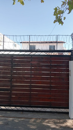 Amplio Chalet A 2 Cuadras Gran Avda.