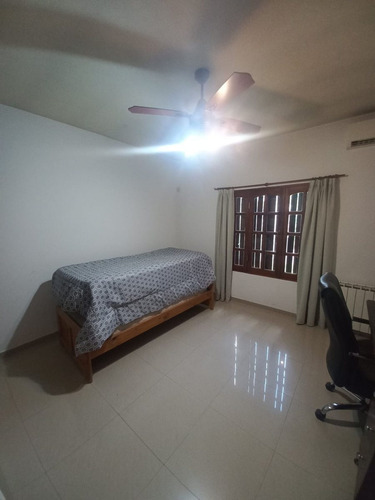 Venta Casa 3 Ambientes Lujan Gran Lote Con Pileta