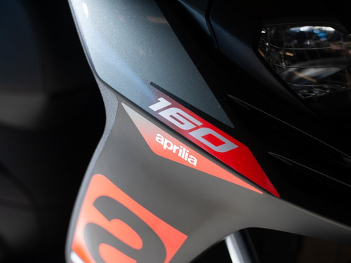 Imagen 10 de 15 de Scooter Aprilia Sr 160 Negro - Cuotas Sin Interés