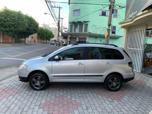 Volkswagen Spacefox 1.6 Mi Comfortline 8v Flex 4p Manual