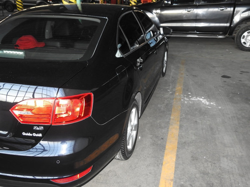 Volkswagen Vento 2.5 Luxury