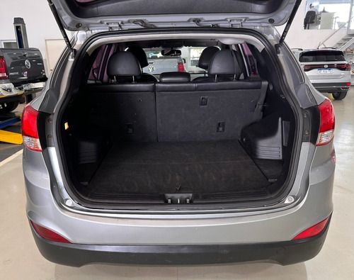Imagen 5 de 21 de Hyundai Tucson 2.0 Gls 4x4 At Nd