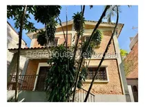 Comprar Rf Casa En Venta En Los Palos Grandes Para Remodelar Ideal Para Que Diseñes El Hogar De Tu Sueños Agenda Tu Cita