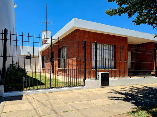 Casa Ubicada En El Centro De Pontevedra