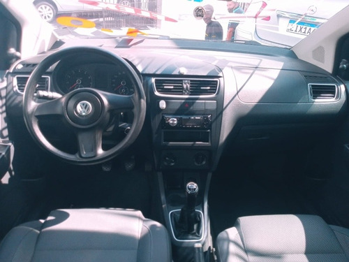 Imagem 4 de 7 de Volkswagen Fox 2012 1.0 Vht Trend Total Flex 5p