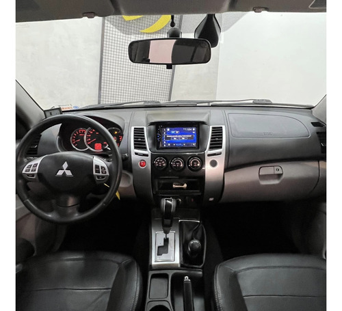 Mitsubishi Pajero Dakar 3.5 HPE 7 LUGARES 4X4 V6 24V FLEX 4P AUTOMÁTICO