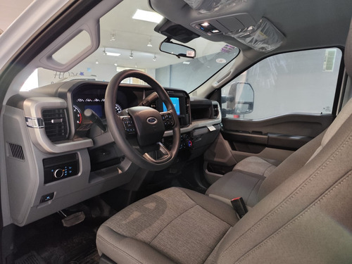 F-450 Xl Cabina Regular 4x2, Gasolina 7.3l
