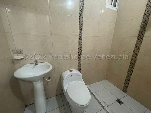 Imagen 7 de 11 de Casa Amoblada, Lista Para Habitar Espera Por Ti. Hermosa Cocina Y Acabados De Primera. #22-14074