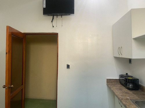 Alquiler Apartamento Estudio En La Zona Colonial, Santo Domingo
