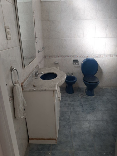 Venta De Cómoda Casa De Cuatro Dormitorios En La Unión