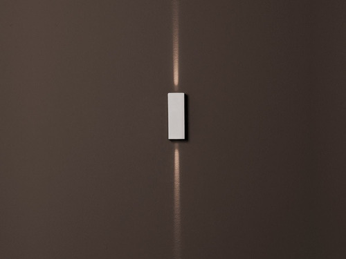 Imagem 2 de 4 de Arandela Wall Mini Led 5w 3000k 20lm Ip65 Bivolt - Sth9732