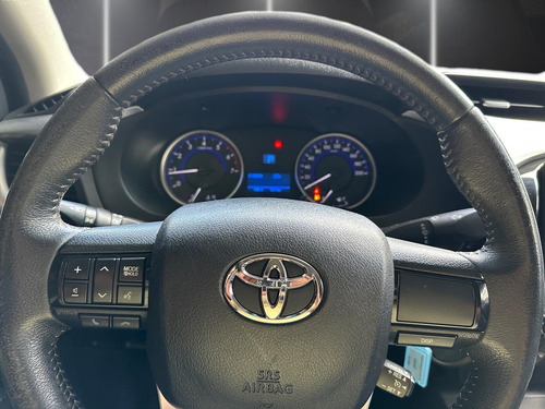 Toyota Hilux Cd 4x2 Sr