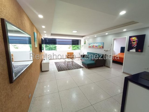 Se Vende Apartamento En El Paraiso 25-23520