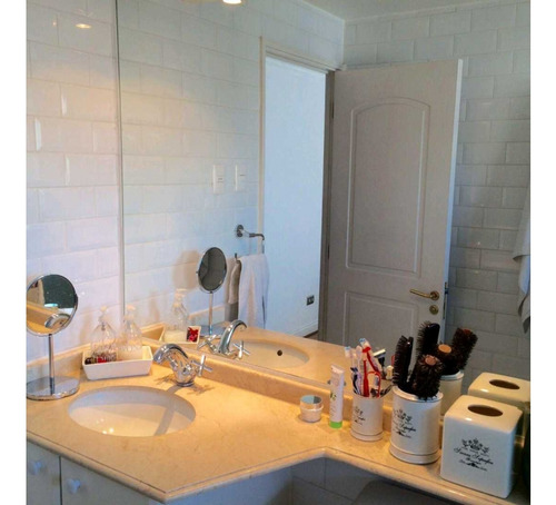 Departamento Las Condes / Felix De Amesti