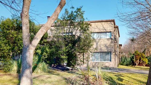Casa En Venta En Grand Bell 1, Mirá Las Fotos Y Recorré El Tour Virtual!!!