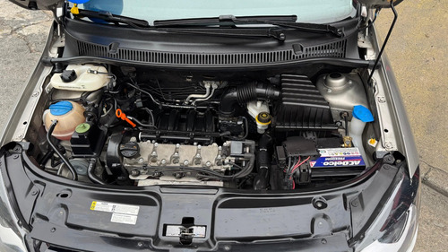Volkswagen Crossfox 1.6 Vht Total Flex 5p
