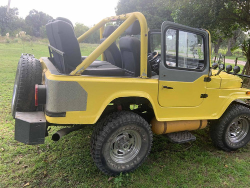 Jeep Ika Lody