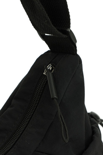 Bandolera Canva Modelo Mykonos De Nylon Con Bolsillo 30553 Negro Lisa