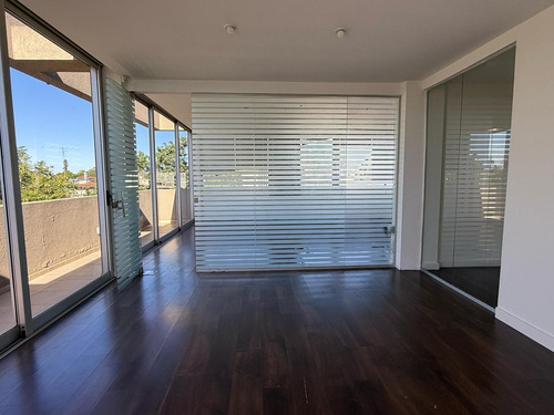 Alquiler - Oficina De 180m2 Sobre Tejeda - Cerro De Las Rosas!