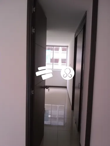 Vendo Apartaestudio, Sector Niquia, A Cinco Minutos Del Metro