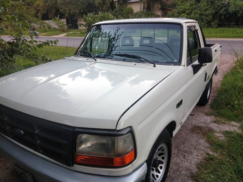 Ford F-100 2.5 I Xl Aa 1997