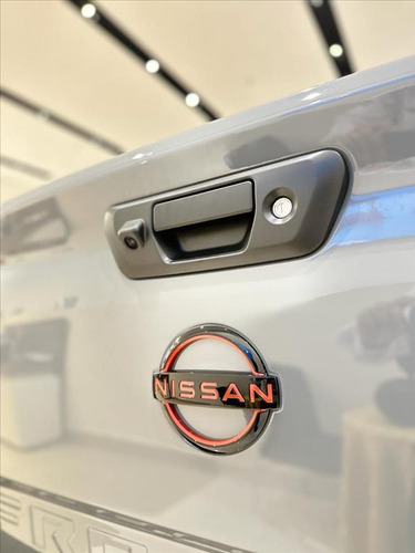 Nissan Frontier 2.3 16V TURBO DIESEL PRO4X CD 4X4 AUTOMÁTICO