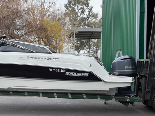 Imagen 21 de 24 de Quicksilver 2500 Yamaha 300 Hp 4 Tiempos 2017 2400
