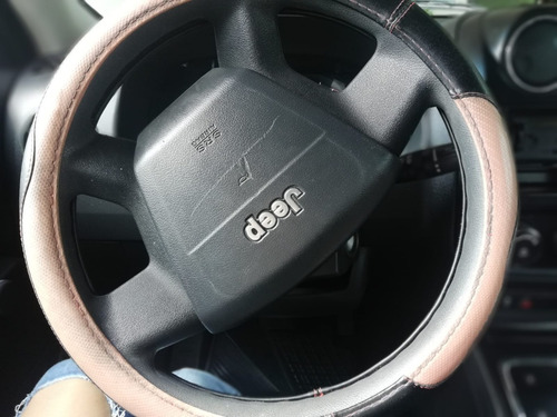 Imagen 6 de 14 de Jeep Patriot 2020 Base