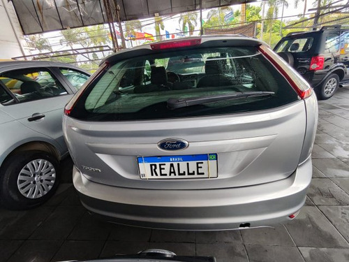 Ford Focus Focus 1.6 GL 16V FLEX 4P MANUAL