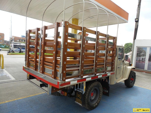 Imagen 7 de 25 de Toyota Land Cruiser Estacas