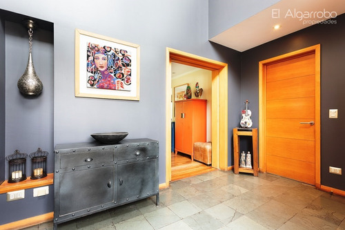 Casa En Venta De 5 Dorm. En Las Condes
