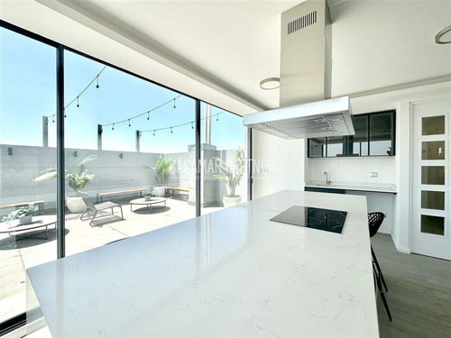 Departamento En Venta De 3 Dorm. En La Cisterna