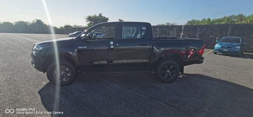 Imagen 14 de 15 de Toyota Hilux 2021 2.7 Cabina Doble Sr Mt