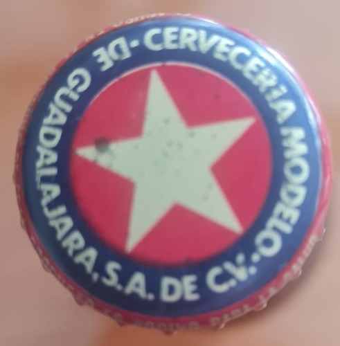 Cerveza Clara: Cerveza Antígüa Coleccionable (Usado)