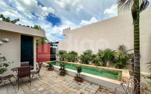 Casa De Una Planta En Venta En Mérida Modelo Deco En Privada Canaria, Conkal