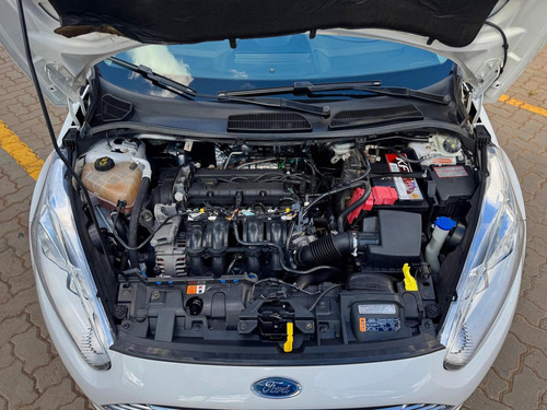 Ford Fiesta 1.6 Titanium Hatch 16v Flex 4p Powershift