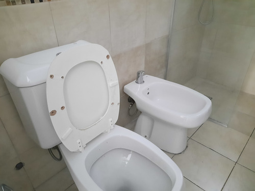 Imagen 18 de 30 de Vendo Departamento A Media Cuadra De Plaza Colón 2 Dor Centro