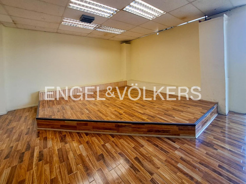 Céntrico Local Comercial Planta Libre 152 M2