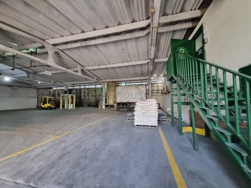Francisco Rojas Norscia Rentahouse Alquila, Magnifico Galpón Comercial En Zona Industrial De Barquisimeto, Listo Para Operar Como Almacén O Procesadora, 2 4 - 1 9 7 8 1 , Invierte Con Rentahouse!!!
