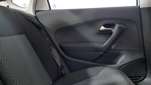 Imagen 18 de 21 de Volkswagen Polo 1.6 Comfortline