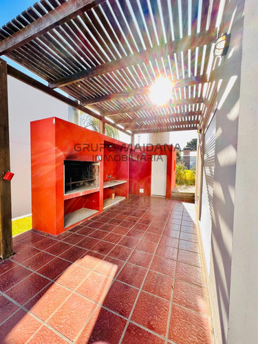 Dúplex En Venta Monte Hermoso Del Este