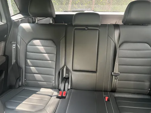Volkswagen Cross Sport 3.6 Fsi V6 R-Line Auto 4Wd